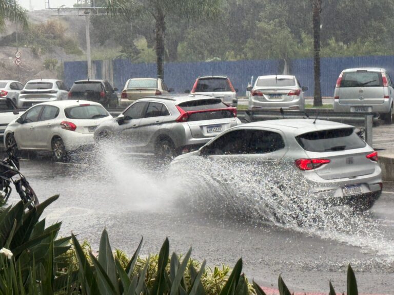 Chuva intensa avança sobre o Espírito Santo; veja a previsão.
