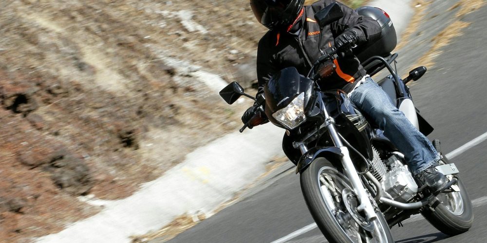 Consórcio de motos impulsiona mobilidade profissional no país